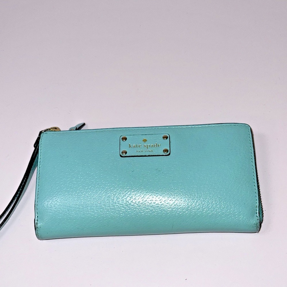 KATE SPADE Turquoise Pebbled Leather Zip Around Wallet Wristlet Clutch  W/Logo